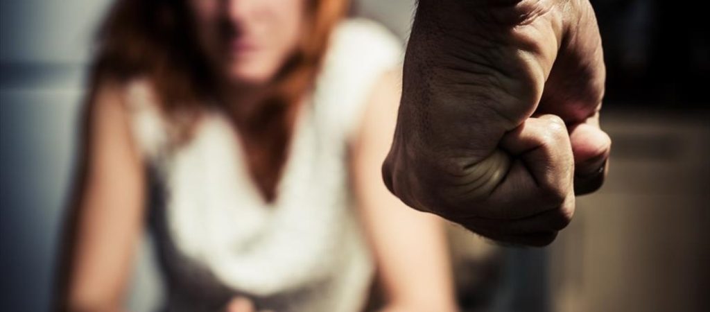 Γαλλία: Καταγράφηκε 16% αύξηση στα επεισόδια ενδοοικογενειακής βίας το 2019