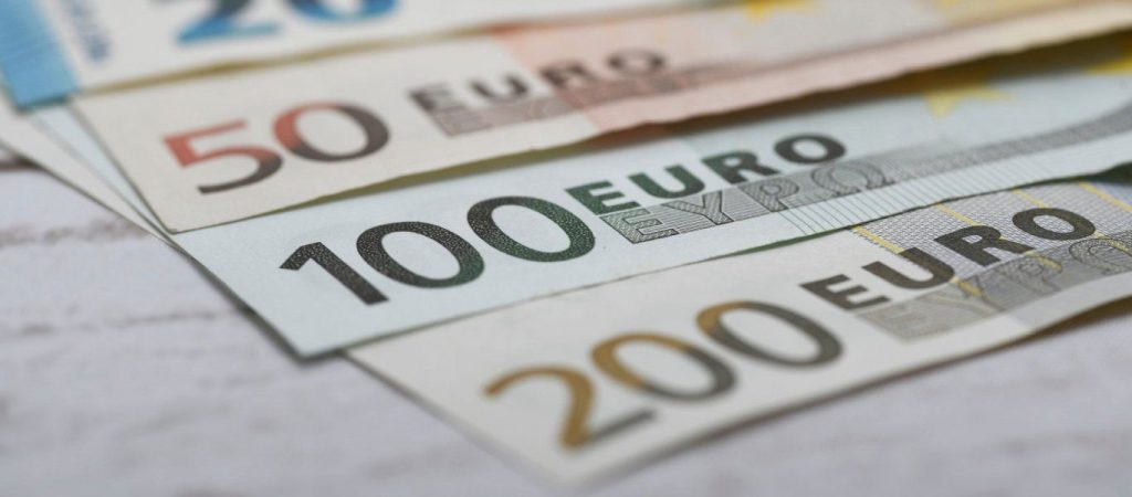 Επίδομα 800 ευρώ: Κάντε εδώ την αίτηση – Ποτέ θα γίνει τελικά η πληρωμή του επιδόματος