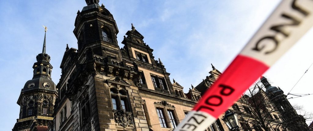 Ληστεία «μαμούθ» στο μουσείο της Δρέσδης: Συνελήφθησαν τρία άτομα – Ψάχνουν ακόμη τα διαμάντια (φωτό)