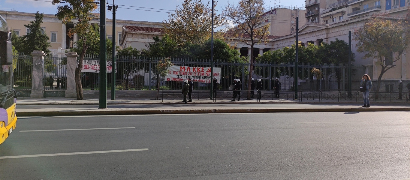 Πολυτεχνείο: Δόθηκαν σε λειτουργεία οι δρόμοι στο κέντρο της Αθήνας – Αποκαταστάθηκε η κίνηση