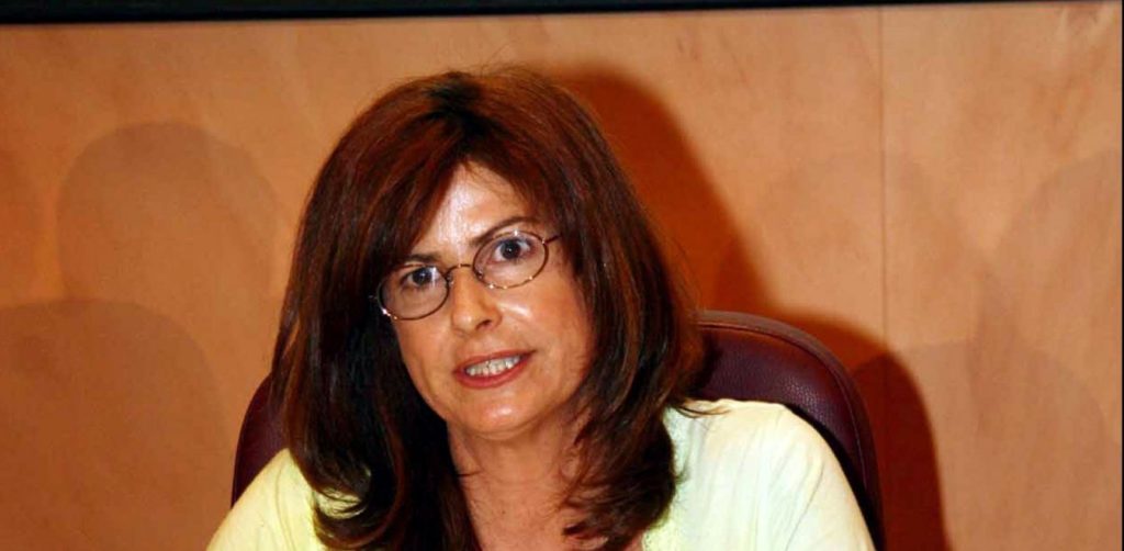 Α.Έβερτ: «Τρωκτικά και κατσαρίδες» οι διαδηλωτές για το Πολυτεχνείο – Την παραίτηση της ζητάει ο Κ.Μπακογιάννης (φώτο)