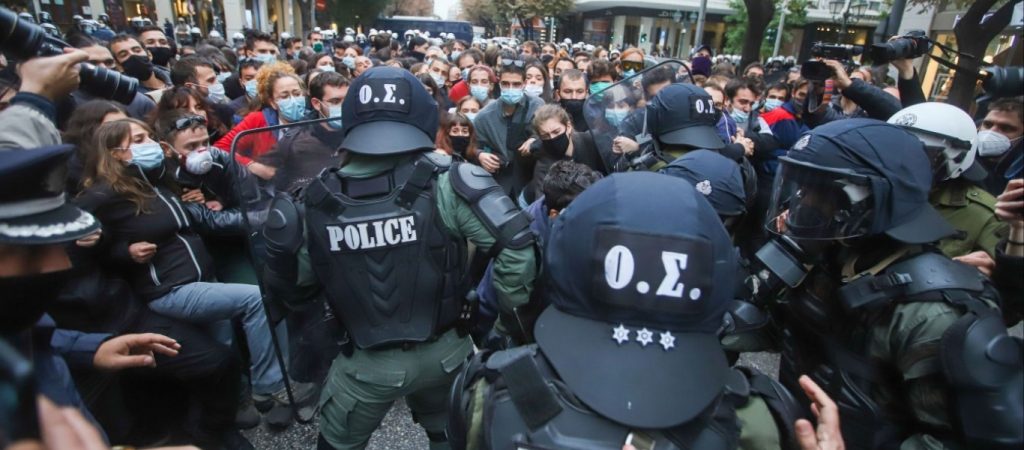 Θεσσαλονίκη: Αφέθηκαν ελεύθεροι οι 6 συλληφθέντες στην πορεία για το Πολυτεχνείο