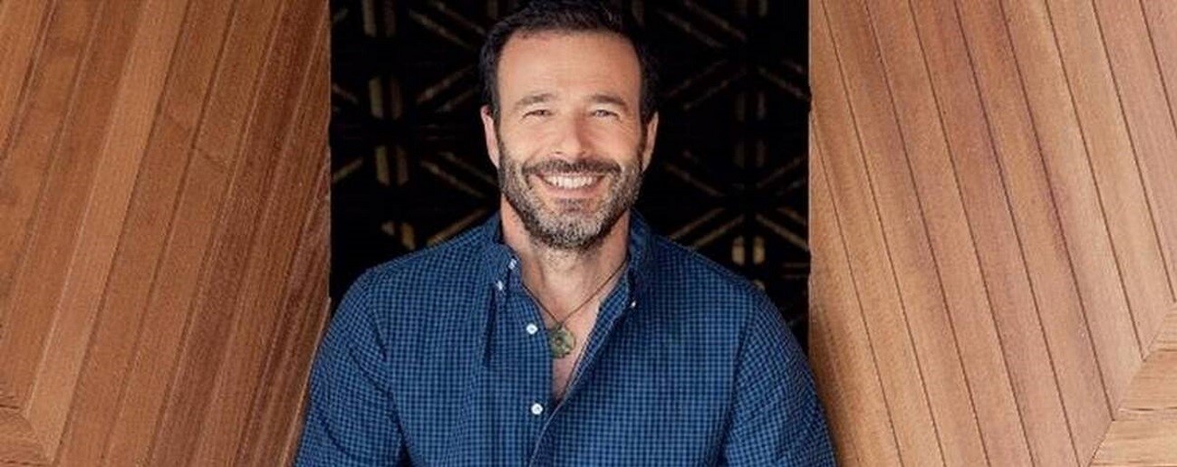 Έχετε δυσκοιλιότητα; – Ο Αντώνης της Ντόλτσε Βίτα… σας έχει τη λύση! (φωτό)