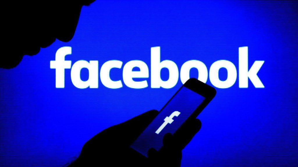 Facebook: Συνεχίζεται η οργή των εργαζομένων – «Μας αναγκάζουν να επιστρέψουμε στα γραφεία εν μέσω πανδημίας»