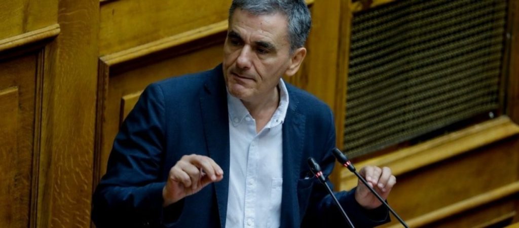 Ε.Τσακαλώτος: «Οι συνεχείς λανθασμένες εκτιμήσεις της κυβέρνησης για την ύφεση οδηγούν στη λήψη ανεπαρκών μέτρων»