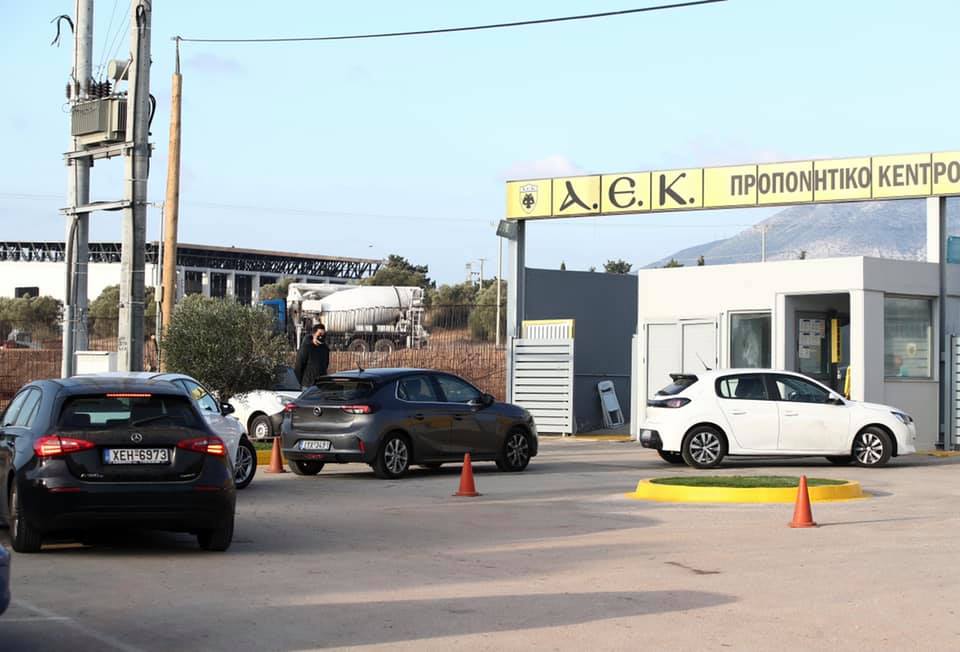 ΑΕΚ: Θετικός στον κορωνοϊό και ο Π.Καρακλάιτς – Αρνητικός ο Α.Σαμπανάτζοβιτς (φώτο)