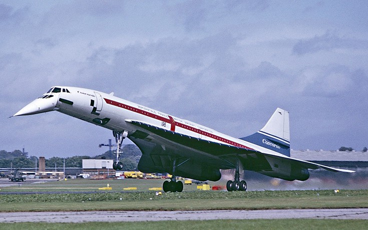 Σαν σήμερα το 1977 το υπερηχητικό Concorde εκτελεί την παρθενική εμπορική πτήση