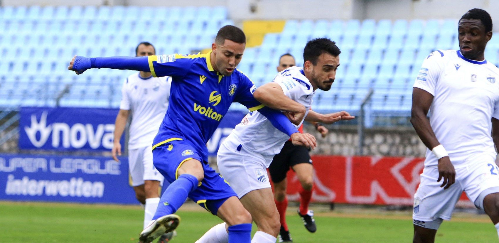 Ελληνικό πρωτάθλημα: Παραμένει τελευταία η Λαμία – Ισοπαλία (2-2) με τον Αστέρα Τρίπολης