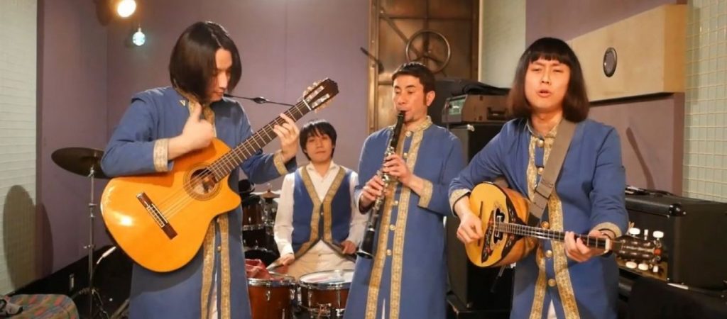 H μεγάλη επιστροφή των Pyramidos – Τραγουδούν «Πότε Βούδας πότε Κούδας» (βίντεο)