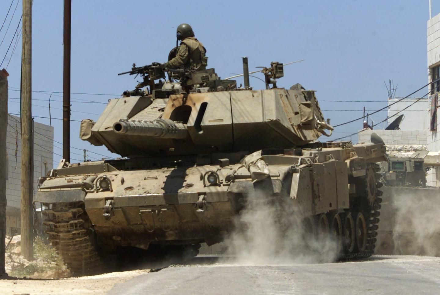 Ισραήλ: Ατύχημα με άρμα μάχης Merkava- Πάτησε γκάζι ο οδηγός και το έφερε… τούμπα! – Βίντεο