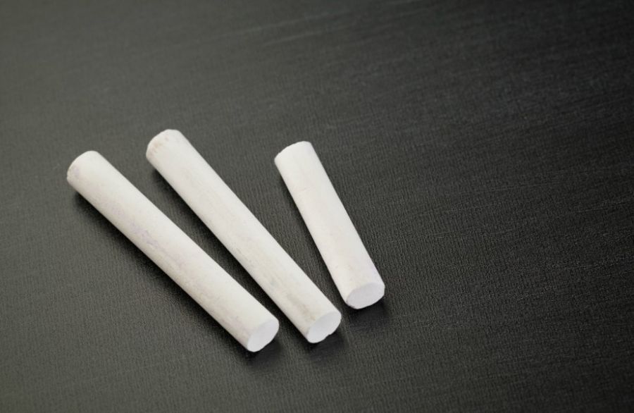 Αυτός είναι ο λόγος που πρέπει να έχεις πάντα μια κιμωλία στην κουζίνα σου