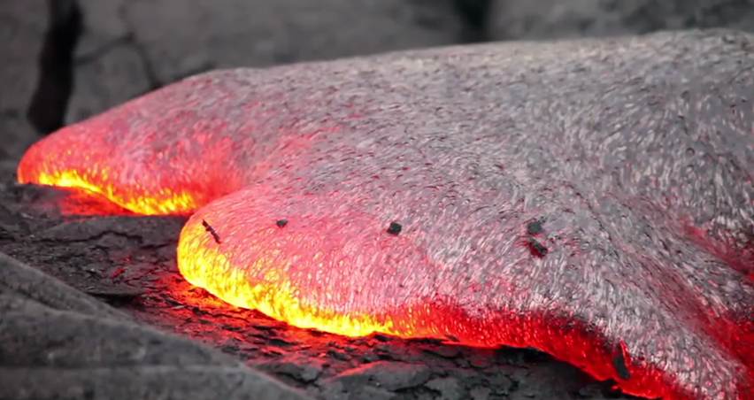 Όταν η λάβα ενώνεται με τον ωκεανό – Εντυπωσιακές εικόνες! (βίντεο)