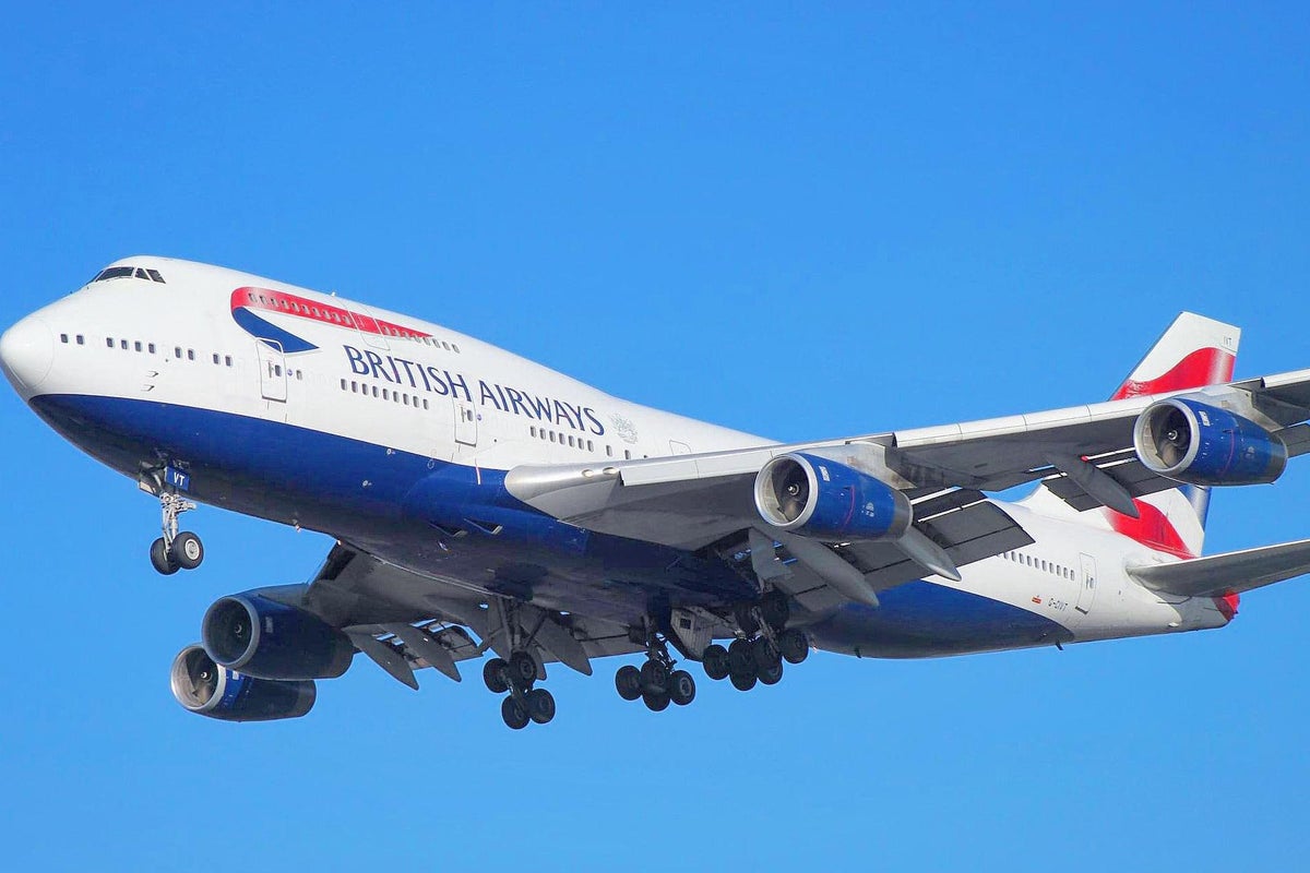 Ισπανία: Ξέσπασε φωτιά σε Boeing 747 της British Airways (βίντεο)