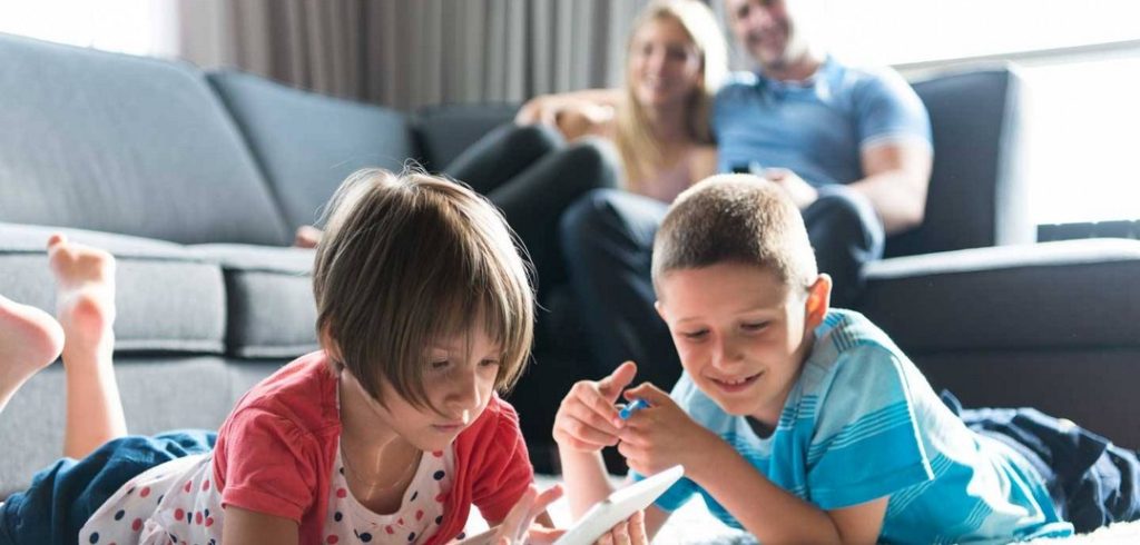 Σ.Πέτσας: «Πλέον ο κορωνοϊός διαδίδεται μέσα στις οικογένειες»