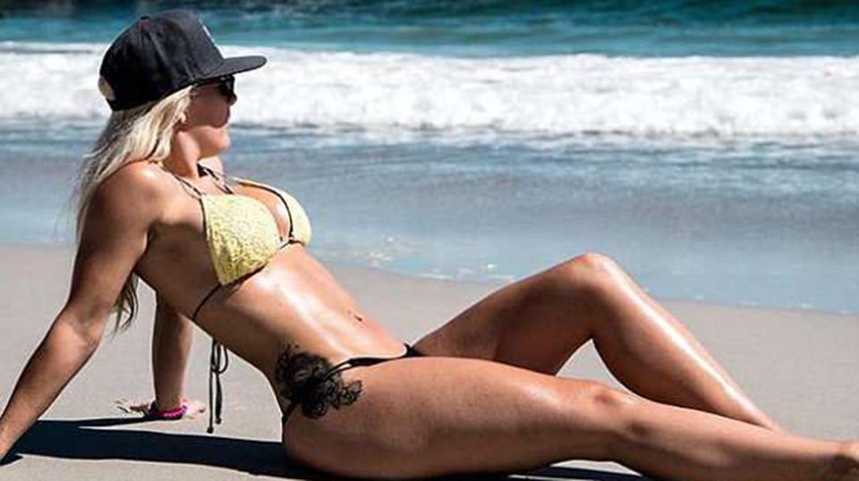 Η «καυτή» αστυνομικός που σίγουρα θα θες να σε «συλλάβει» – Έχασε τη δουλειά της γιατί πολύ προκλητική (φωτο)