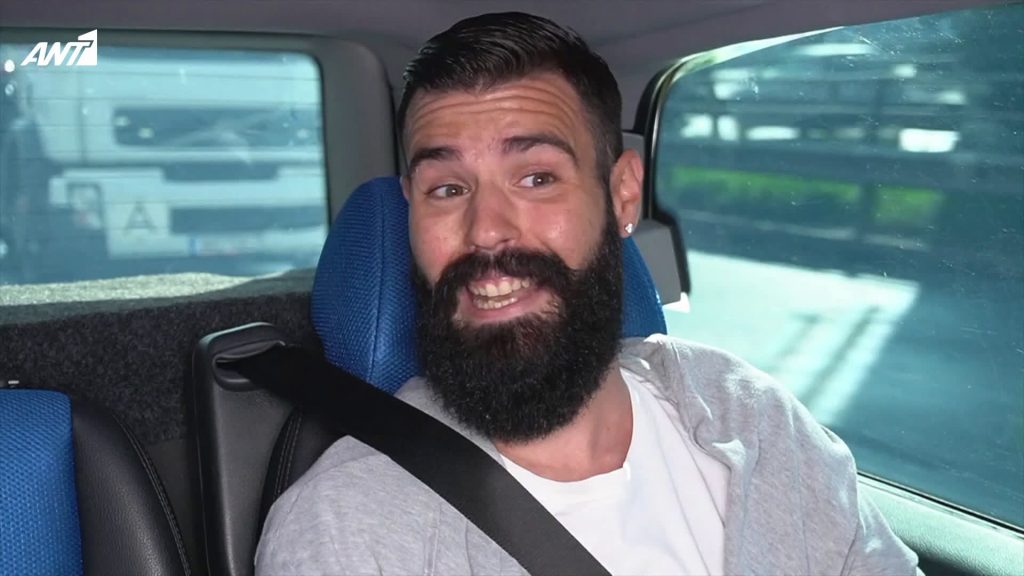 Ο Αλέξανδρος Τσουβέλας πήρε βόλτα… τον Κυριάκο Μητσοτάκη – Ανιψιός του πρωθυπουργού (βίντεο)