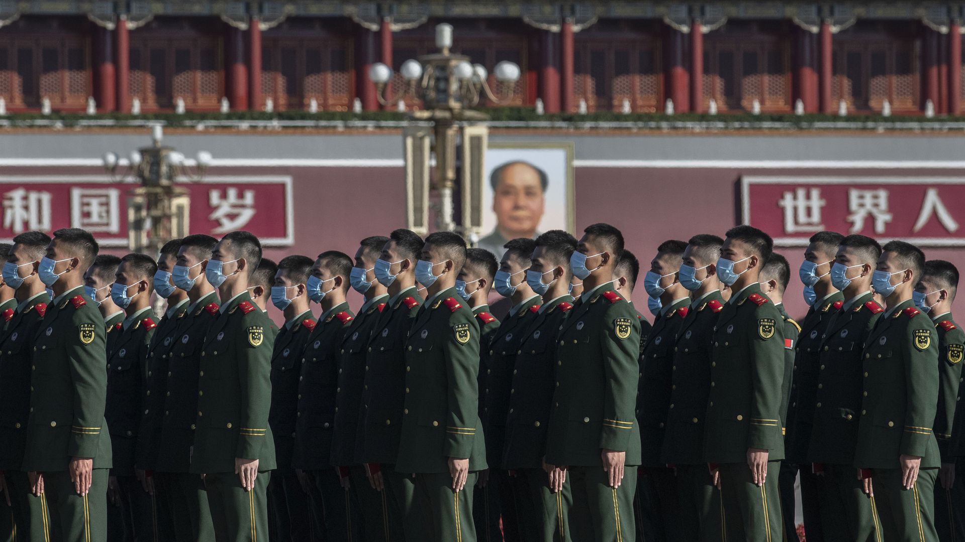 Συνεχίζεται ο τεχνο-πόλεμος ΗΠΑ-Κίνας – Ο Ν. Τράμπ εκδίδει απαγορεύσεις για κινέζικες εταιρείες με στρατιωτική εμπλοκή