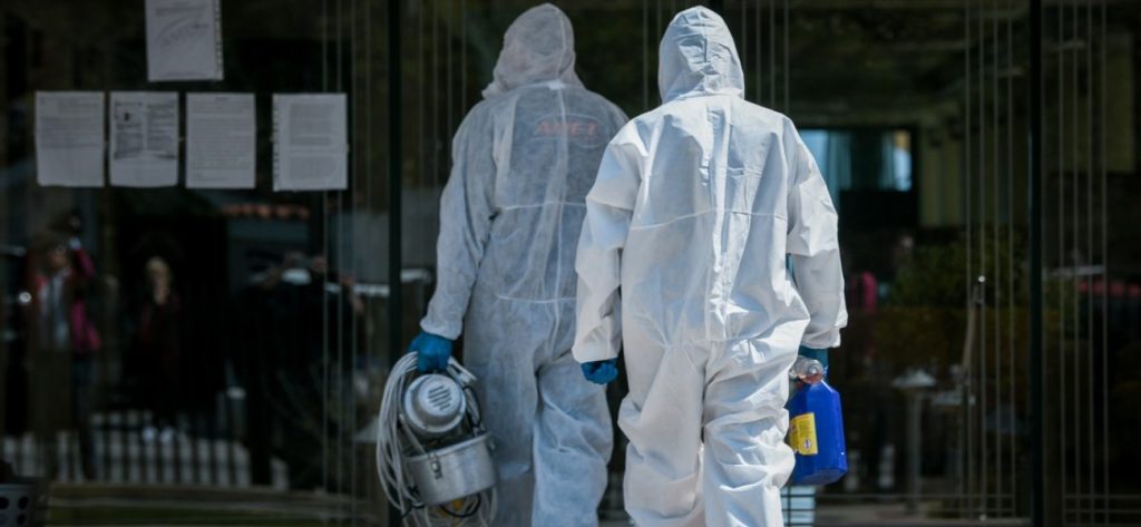 Κομισιόν: Παραχωρεί 200 ρομπότ απολύμανσης σε ευρωπαϊκά νοσοκομεία