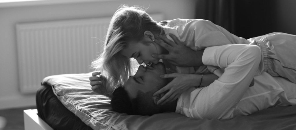 Μελέτη: Αυτή είναι η «κίνηση» που θα… κάνει τη γυναίκα να φτάσει σε οργασμό