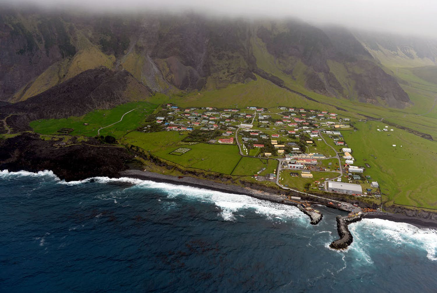 Tο πιο απομονωμένο νησί του κόσμου – Εκεί το lockdown είναι μόνιμο