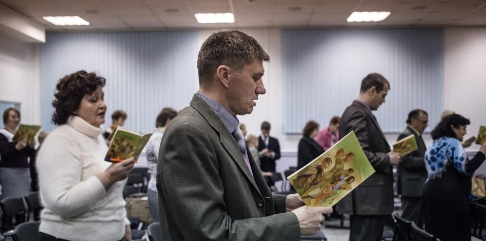 Ρωσία: Φυλακίζονται όσοι ανήκουν στους «Μάρτυρες του Ιεχωβά»