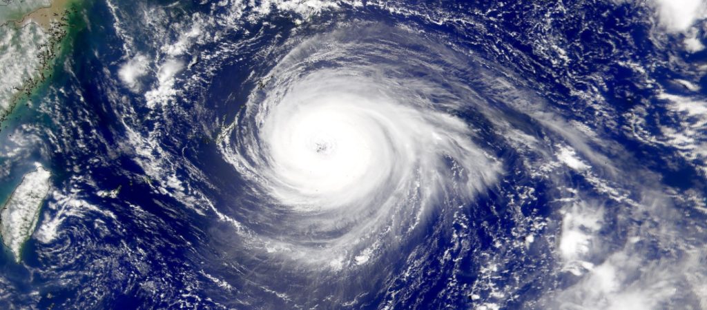 Ινδία: Ανησυχία για τον επερχόμενο κυκλώνα – Εκκενώνονται κατοικημένες περιοχές