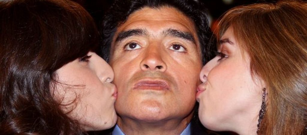 H πρώτη ανάρτηση της κόρης του Ν.Μαραντόνα για τον θάνατο του πατέρα της (φώτο)