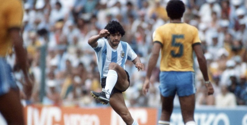 Αυτά είναι τα 10 καλύτερα γκολ του Ντιέγκο Μαραντόνα (βίντεο)
