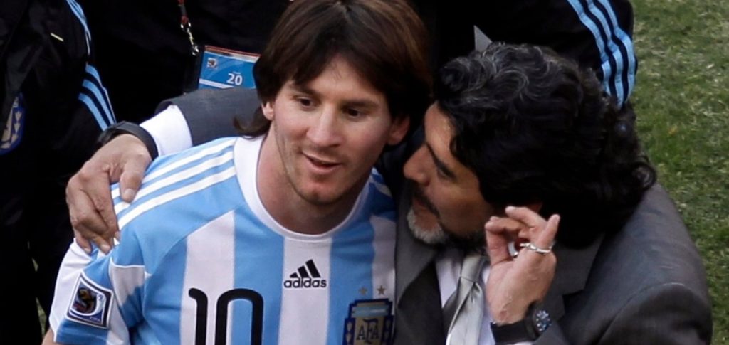 Λ.Μέσι για Ν.Μαραντόνα: «Ο Ντιέγκο δεν φεύγει γιατί είναι αιώνιος» (φωτό)