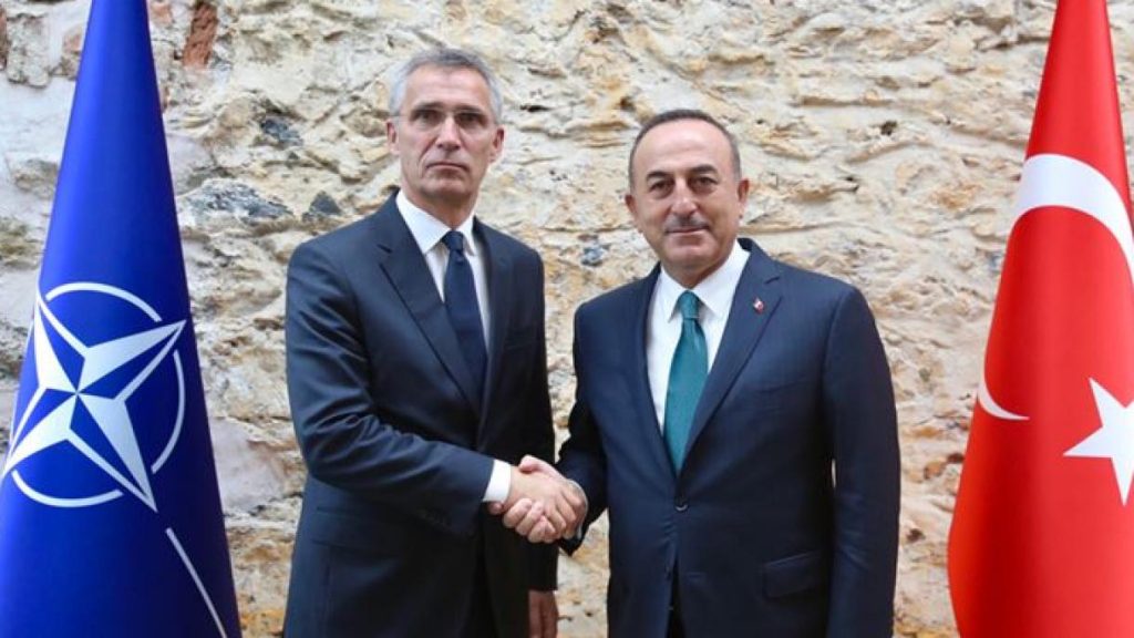 Τηλεφωνική επικοινωνία με τον Στόλτενμπεργκ είχε ο Τσαβούσογλου