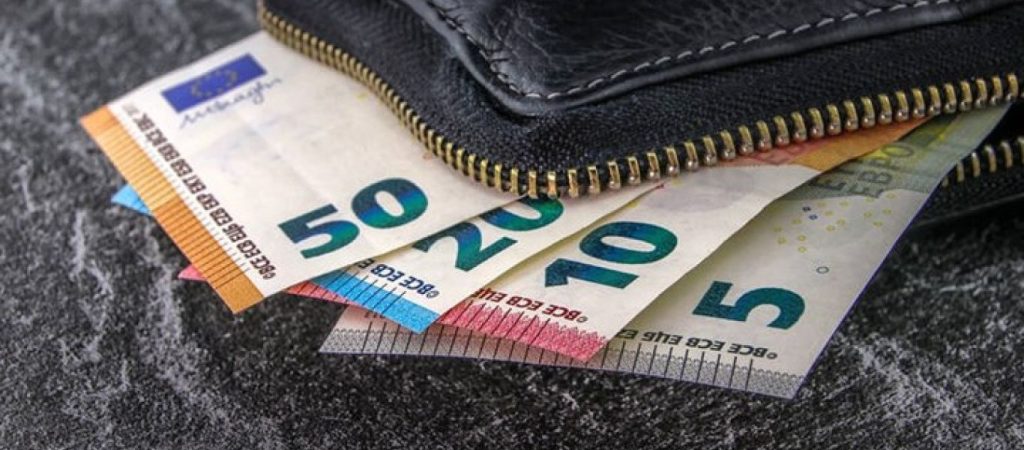 Αυτά είναι τα πέντε νέα οικονομικά μέτρα που θα τεθούν άμεσα σε ισχύ