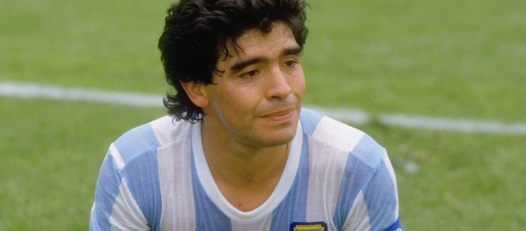 Υπάλληλοι γραφείου τελετών βγάλανε σέλφι… με τον νεκρό Ν.Μαραντόνα (φώτο)