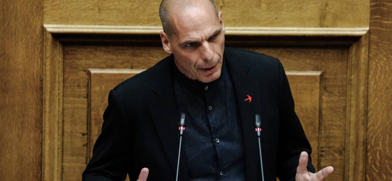 Γ.Βαρουφάκης: «Η κυβέρνηση επιταχύνει την διολίσθηση προς την κοινοβουλευτική δικτατορία»