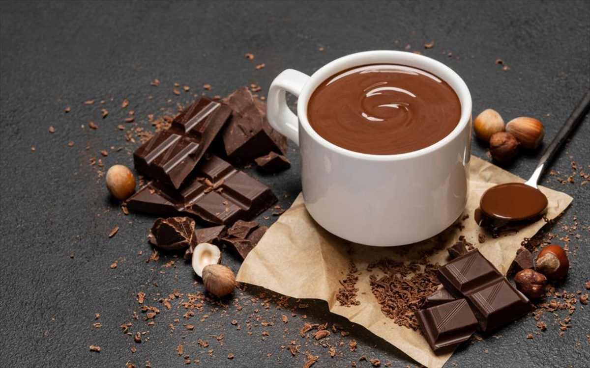Κι όμως η ζεστή σοκολάτα βελτιώνει την εγκεφαλική λειτουργία σύμφωνα με νέα έρευνα