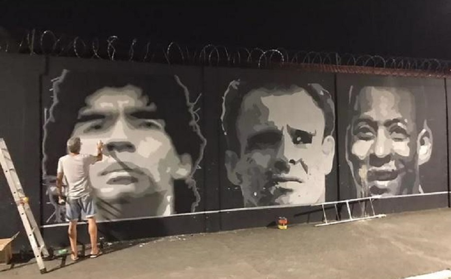 Ντροπή: Στην Βραζιλία βεβήλωσαν προσωπογραφία του N.Μαραντόνα! (φωτό)