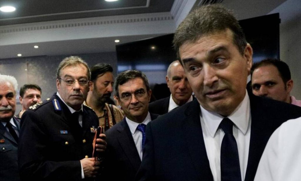 Σύλλογος ιατρών ζητά να μην ρίχνουν χημικά τα ΜΑΤ: «Μεταδίδουν τον κορωνοϊό» – Χρυσοχοΐδης: «Εντάξει θα αλλάξουμε δόγμα»