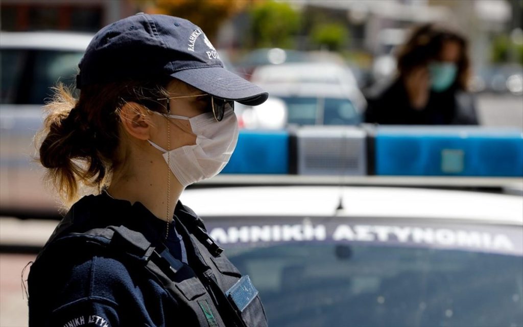 Χαλκίδα: Έμπορος πληρώνει 3.000 ευρώ πρόστιμο γιατί άνοιξε το κατάστημα του