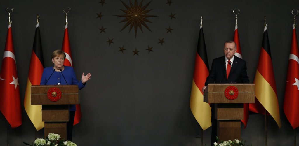 Α.Μέρκελ: «Η Τουρκία αξίζει τον σεβασμό μας και είμαι υπέρ στο να συνεχίσουμε να την στηρίζουμε»