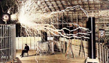 «Ακτίνα θανάτου για αεροσκάφη»: Το απόλυτο όπλο του Νίκολα Τέσλα