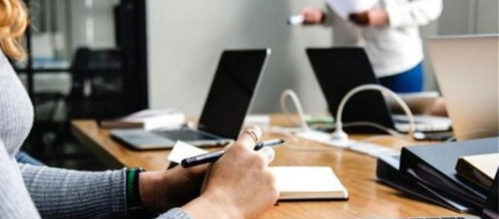 Δείτε μέχρι πότε παρατείνεται η υποβολή του ετήσιου πίνακα προσωπικού