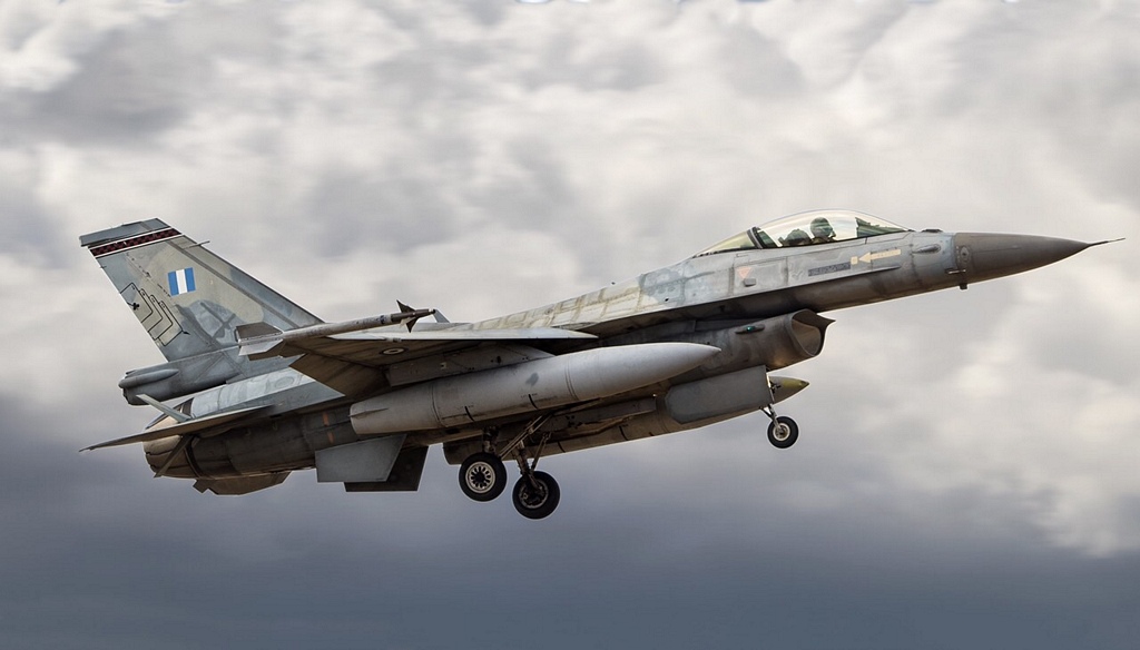 Αποφασίστηκε ο εκσυγχρονισμός των 38 μαχητικών αεροσκαφών F-16C/D Block 50 της ΠΑ