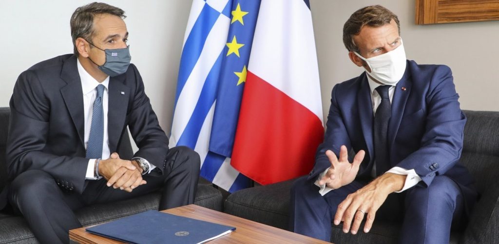 Επικοινωνία Κ.Μητσοτάκη με Ε.Μακρόν: «Να επιβάλεις κυρώσεις στην Τουρκία»