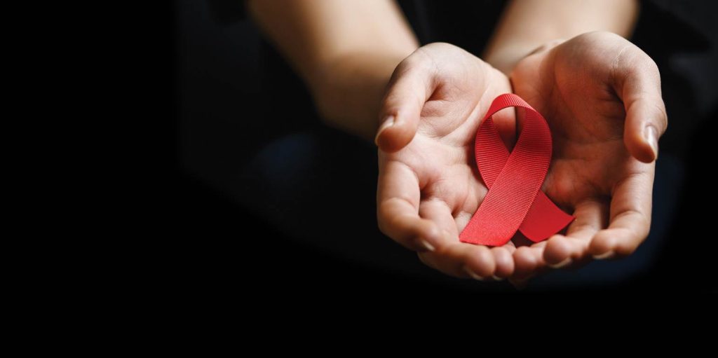 Unitaid: Νέα αντιρετροϊκή θεραπεία με γεύση… φράουλα για τα παιδιά που είναι φορείς του HIV