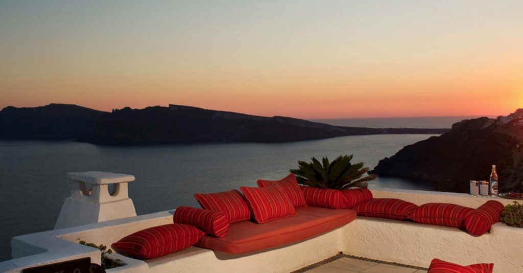 Σαντορίνη: Έρευνα στην Καλντέρα για την εύρεση στοιχείων που προσπάθησε να εξαφανίσει ο 20χρονος Αλβανός (φώτο)