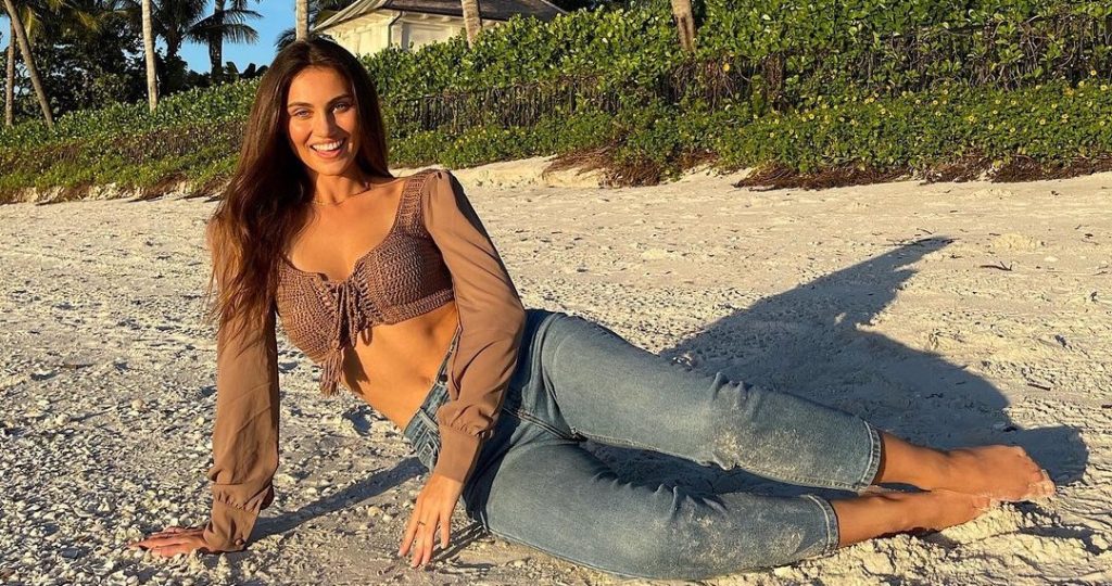 Steph Rayner: Η «καυτή» Αυστραλέζα που απογειώνει την ανδρική φαντασία (φώτο)