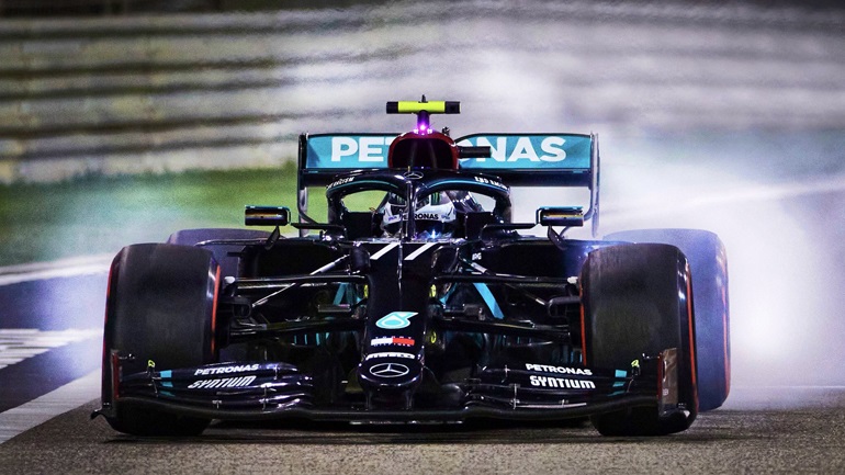 Formula 1: Λείπει ο Λ.Χάμιλτον… χορεύει ο Β.Μπότας – Πήρε την pole στο Μπαχρέιν – «1-2» για την Mercedes