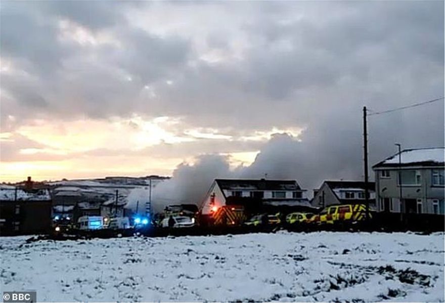 Ισοπεδώθηκε ένα σπίτι μετά από έκρηξη σε γειτονιά κοντά στο Χάλιφαξ – Τρεις τραυματίες