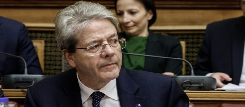 Π.Τζεντιλόνι: «Ο συνδυασμός εμβολίου με τα ευρωπαϊκά κονδύλια θα φέρουν ανάκαμψη στην Ελλάδα μέσα στο 2021»