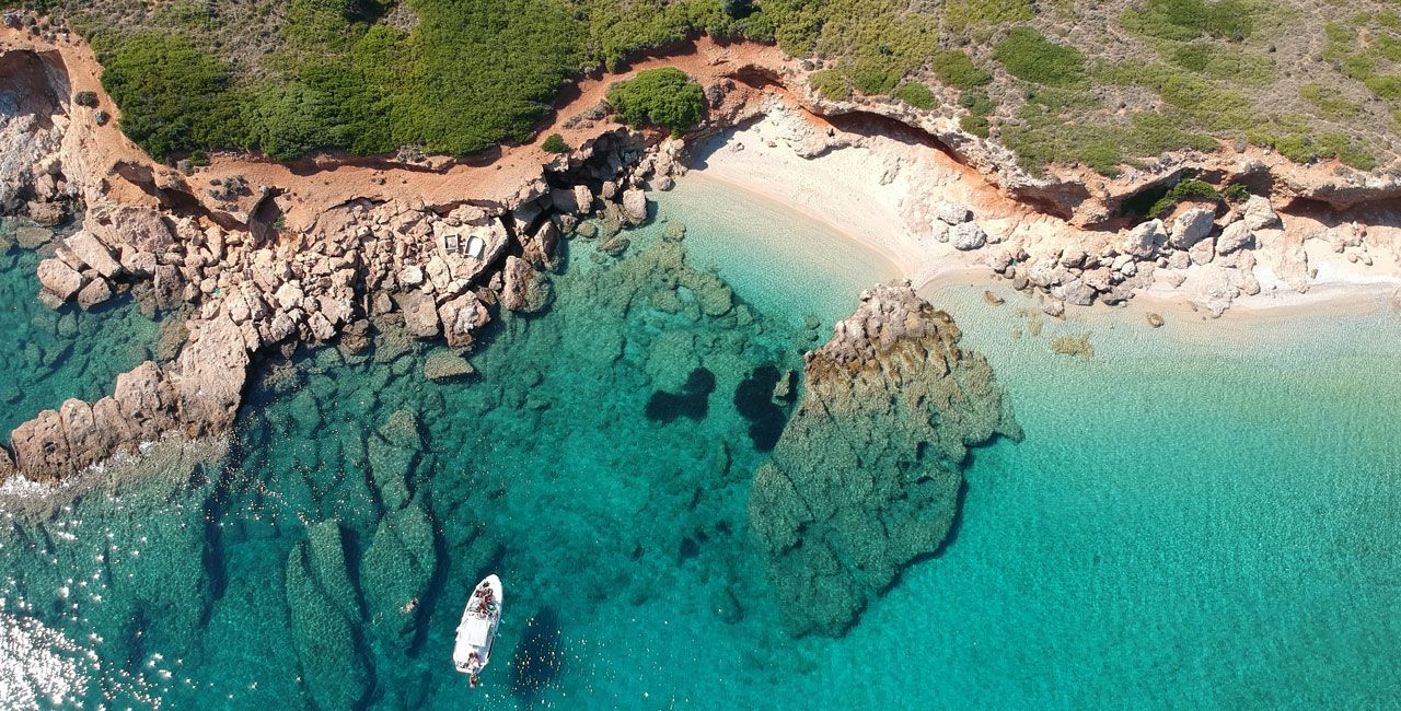 National Geographic: Οι καλύτεροι προορισμοί για το 2021 – Ποιο ελληνικό νησί βρίσκεται ανάμεσά τους (βίντεο)