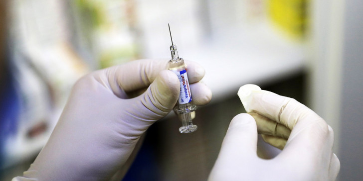 Η Ρωσία ενέκρινε την έναρξη κλινικών δοκιμών κινεζικού εμβολίου κατά του κορωνοϊού